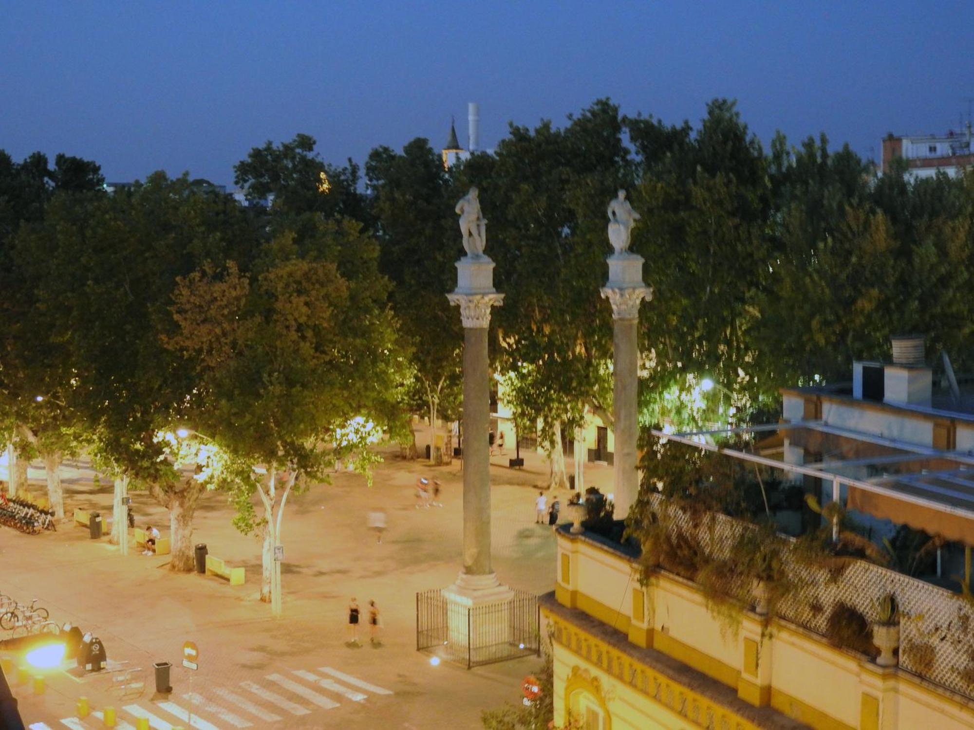 Apartamento En Sevilla Centro Con Vistas A La Plaza Alameda De Hercules - Hasta 7 Personas Dış mekan fotoğraf